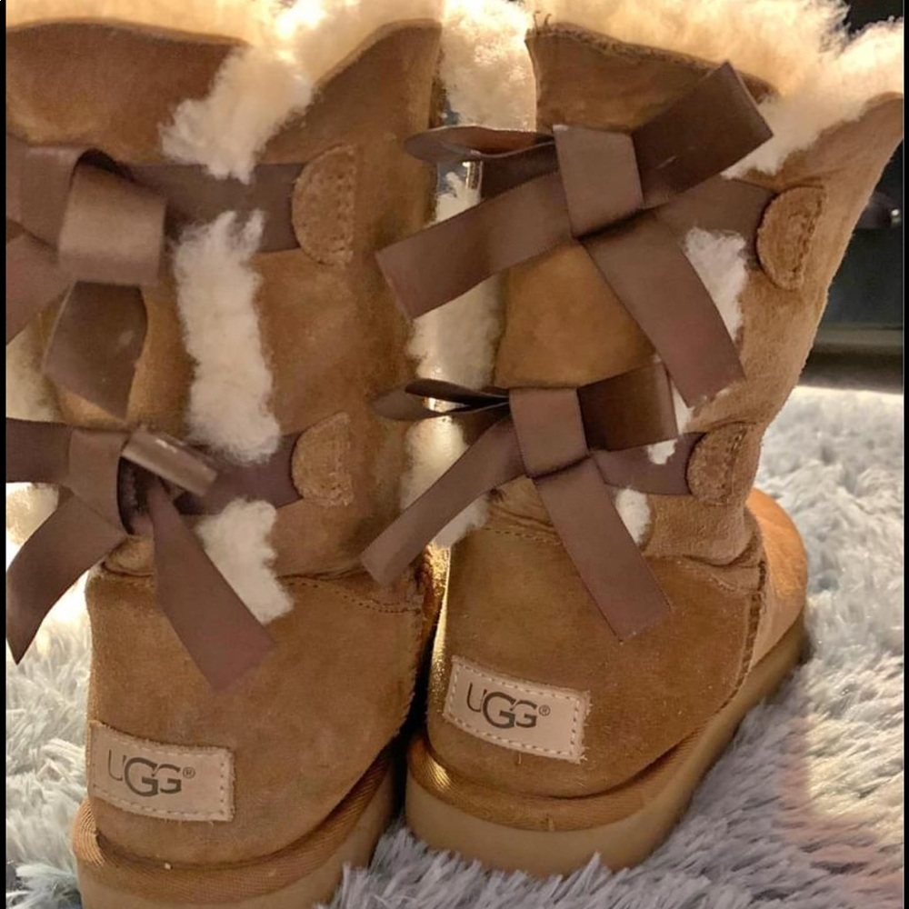 Uggs boots and uggs shoe cleaner